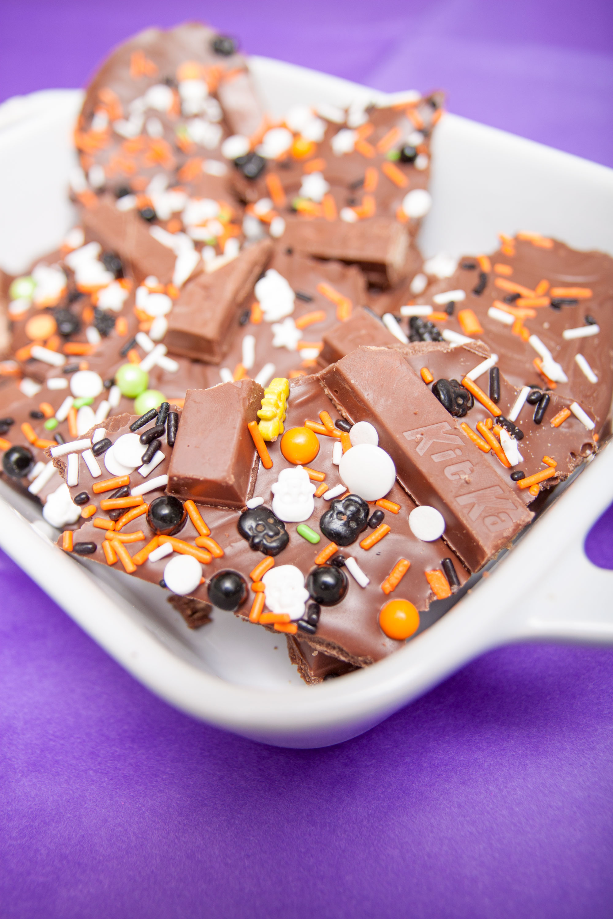 Halloween candy + Halloween sprinkles. The Halloween version of Sprinkle Explosion Unicorn Bark is here! It's all your Halloween bark dreams come true.